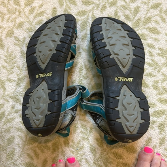 Teva sandals - Picture 2 of 4